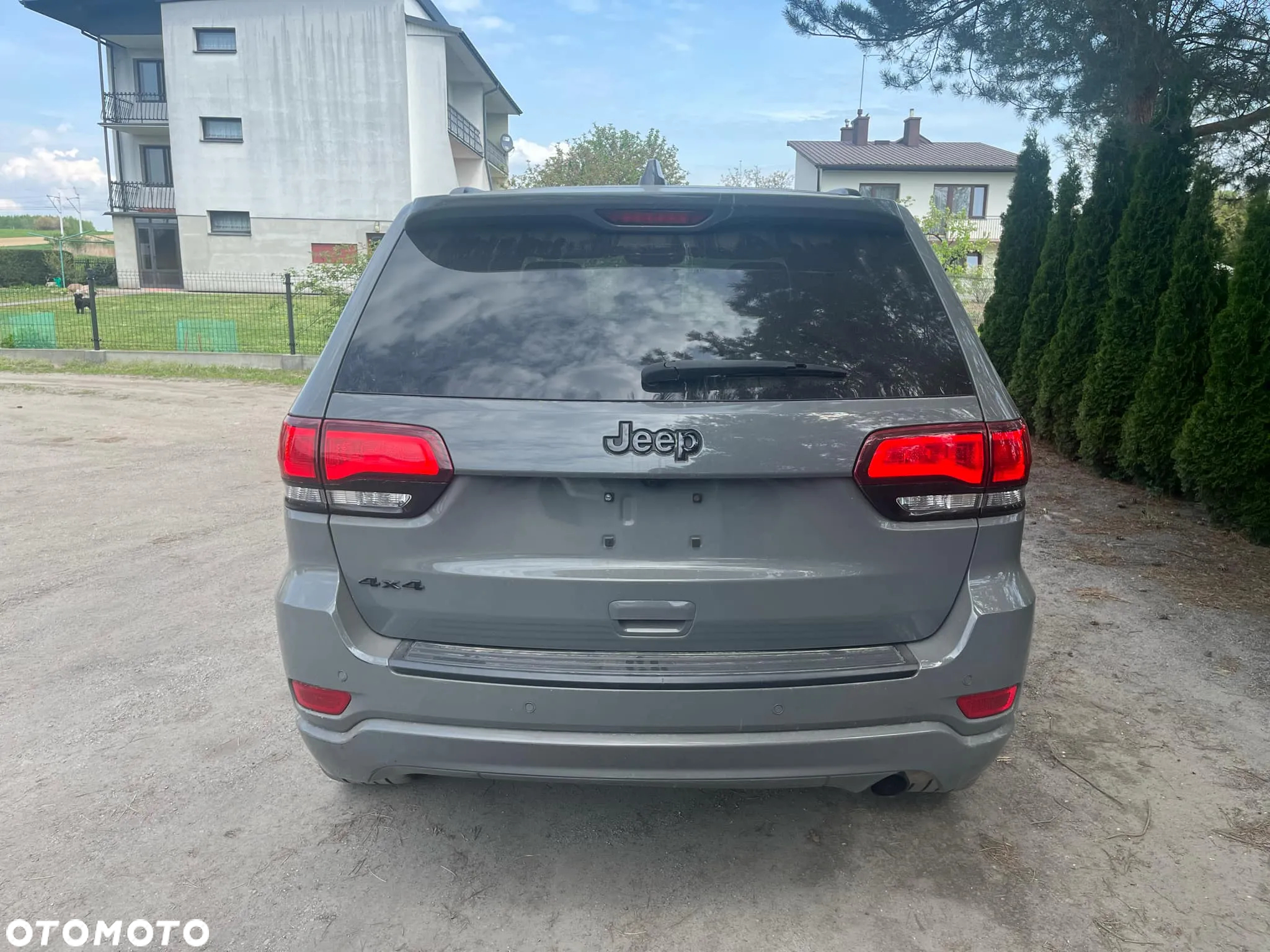 Jeep Grand Cherokee - 6