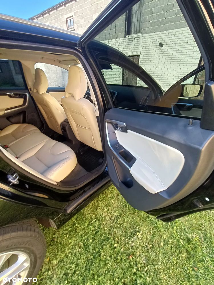 Volvo XC 60 T5 Geartronic Summum - 23