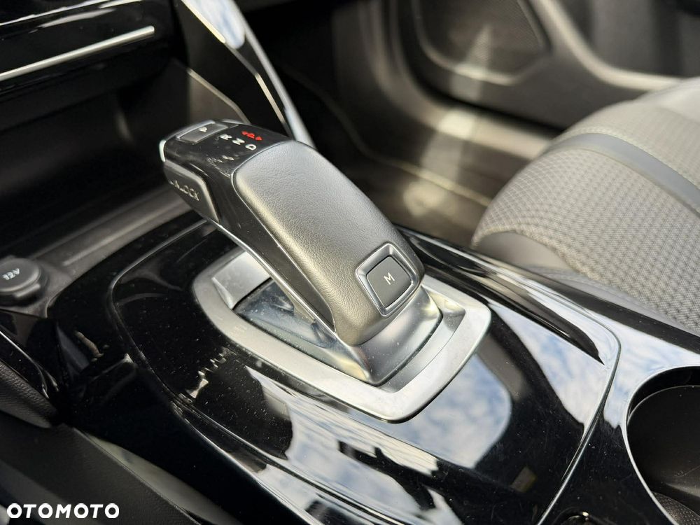 Peugeot 2008 1.5 BlueHDi GT Line S&S EAT8 - 14