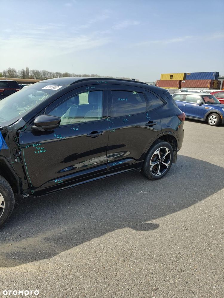 Ford Kuga 2.0 EcoBoost 4x4 Titanium - 12