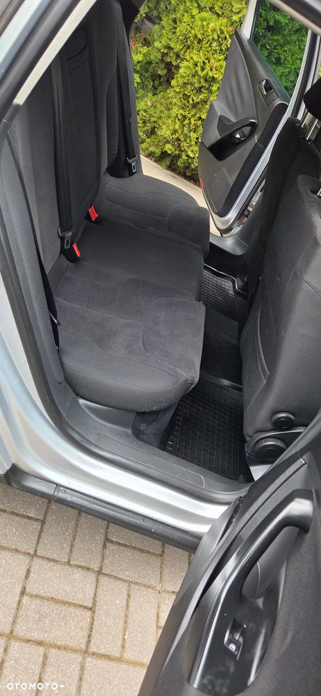 Volkswagen Passat 2.0 TDI Comfortline - 11