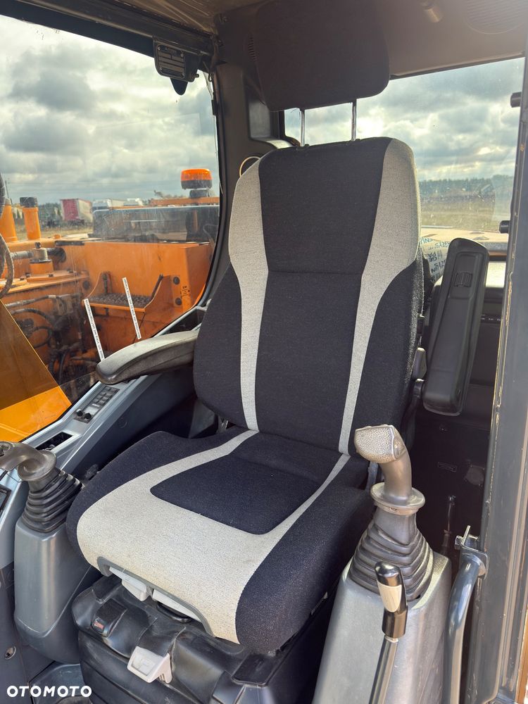 Hyundai HX 145 LCR - 18