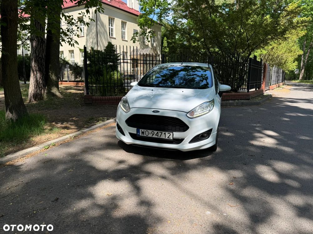 Ford Fiesta - 2