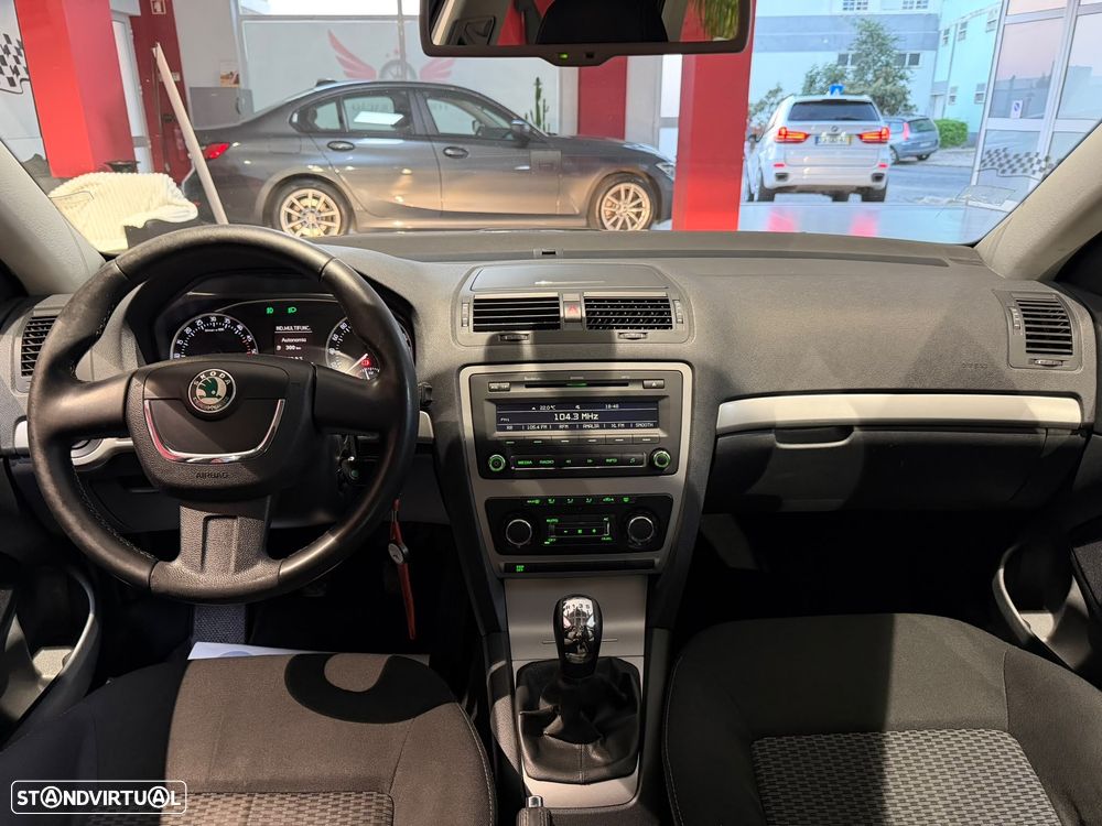 Skoda Octavia Break 1.6 TDi Sportline Pack - 13