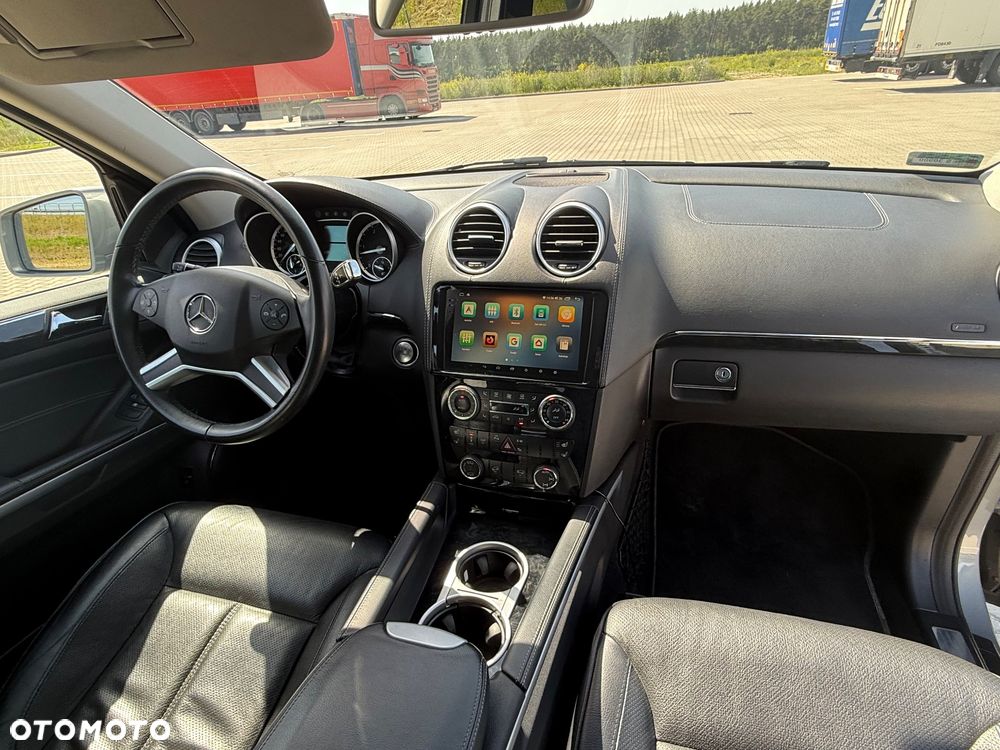 Mercedes-Benz GL 350 CDI - 11
