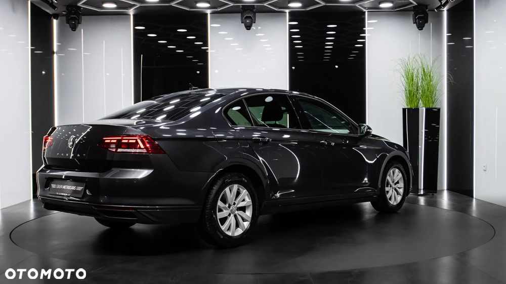 Volkswagen Passat 1.5 TSI EVO Essence DSG - 7