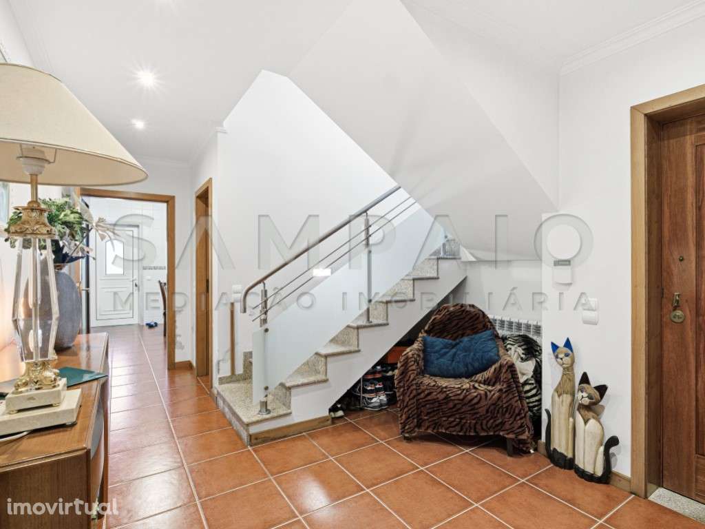 Moradia T4 - Jovim! - Grande imagem: 5/35