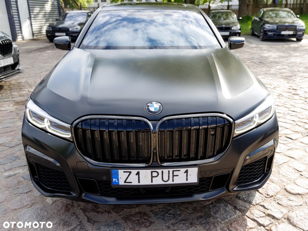 BMW Seria 7 750Li xDrive sport - 11