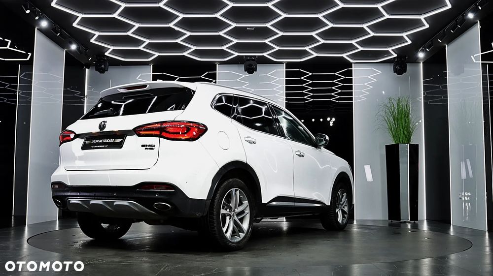 MG EHS 1.5T-GDI PHEV Luxury - 11