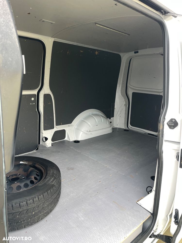 Volkswagen Transporter 2.0TDI  LUNG  2CULISANTE  USI SPATE - 26