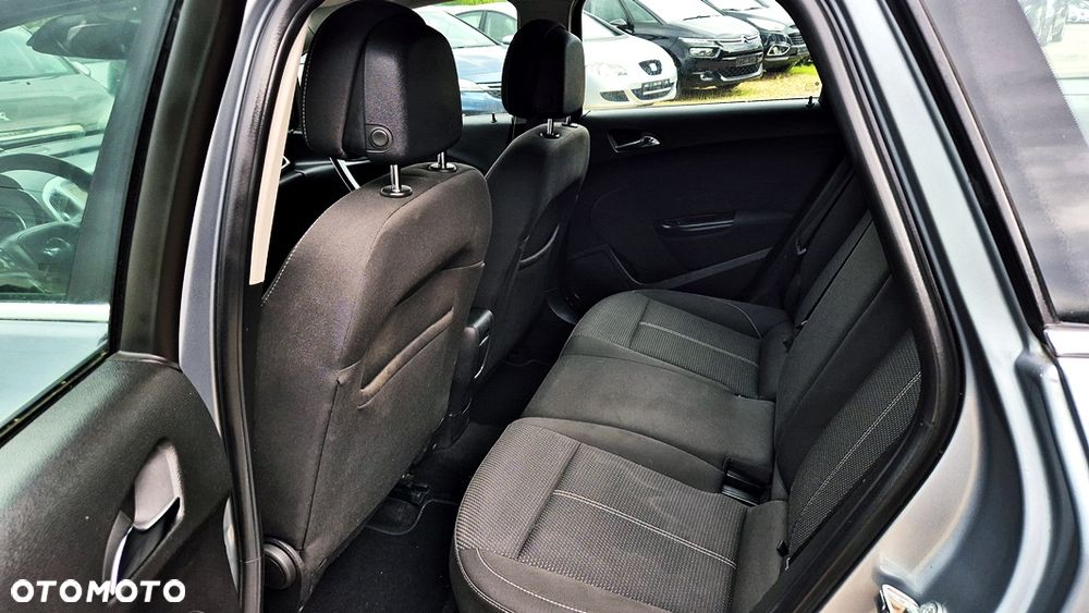 Opel Astra 1.4 T Cosmo - 28