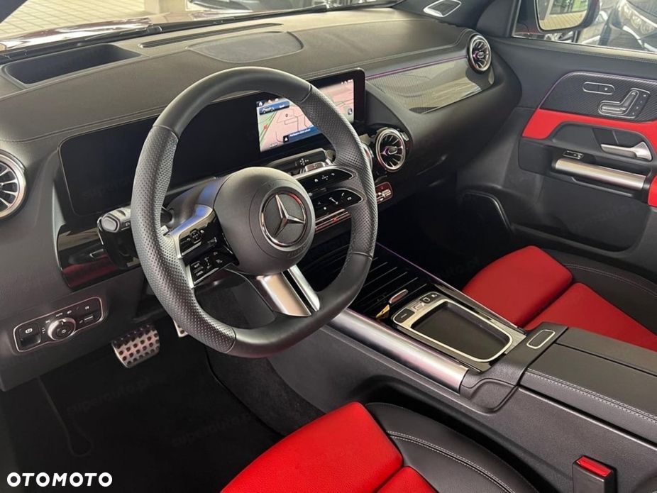 Mercedes-Benz GLA 200 mHEV AMG Line 7G-DCT - 8
