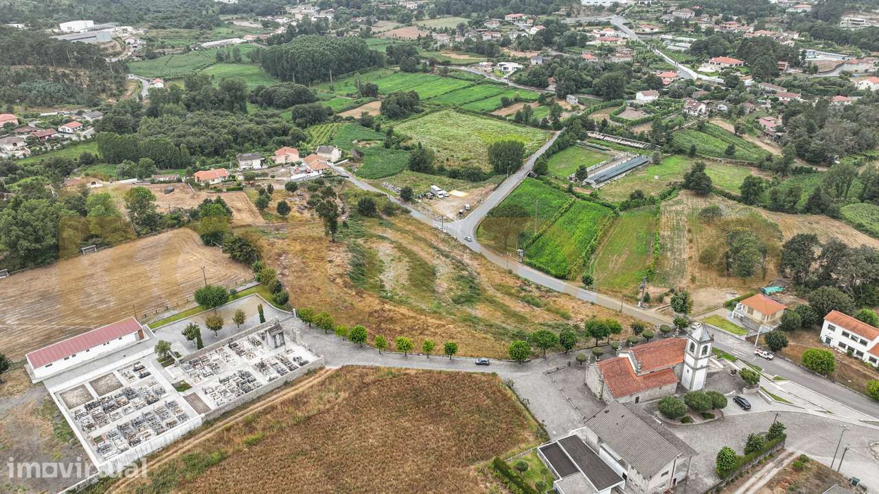 Terreno de construção com 11.830 m² em Vilela, Póvoa de Lanhoso - Grande imagem: 2/19