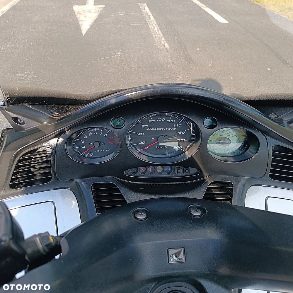 Honda Silver Wing - 9