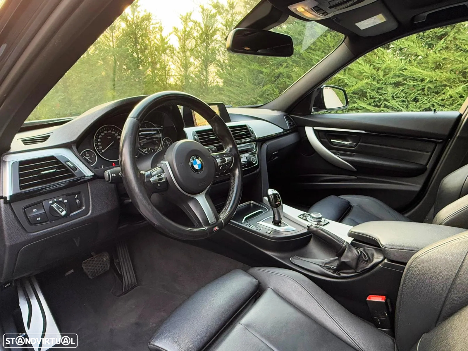 BMW 320 d Touring Aut. M Sport - 14