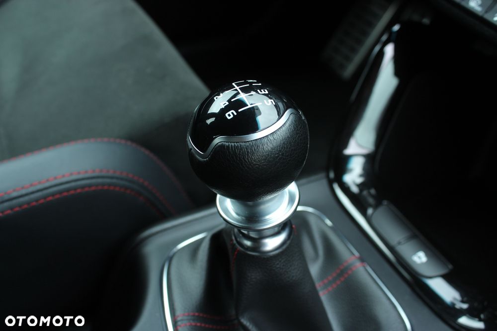 Kia Ceed 1.6 T-GDI GT-Track - 27