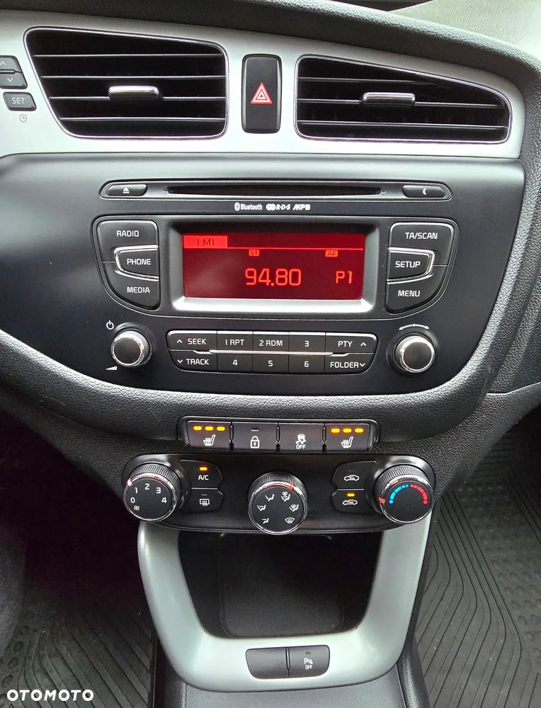 Kia Ceed 1.4 S - 8