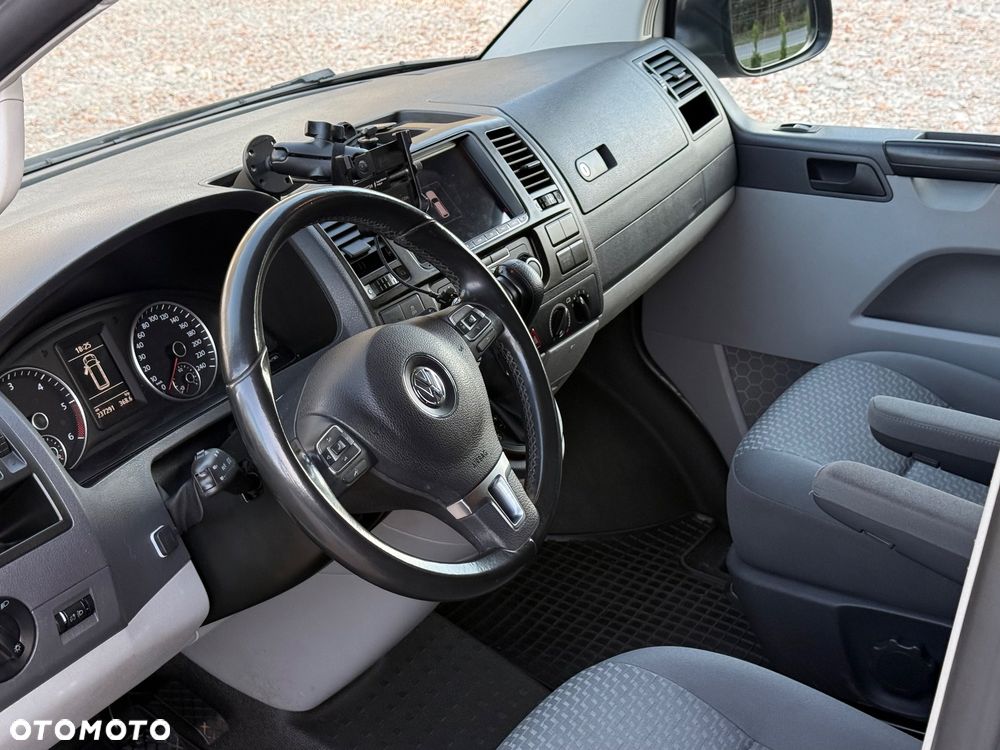 Volkswagen Transporter - 8