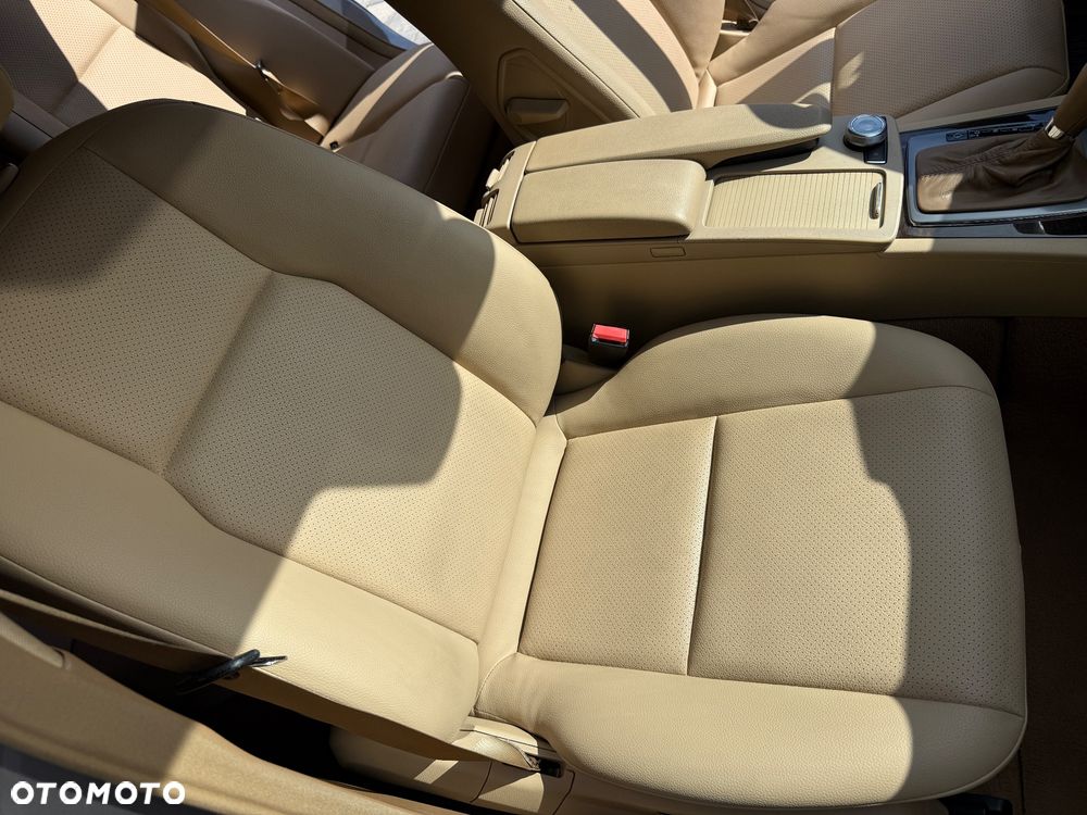 Mercedes-Benz Klasa C ver-200-kompressor-avantgarde - 8