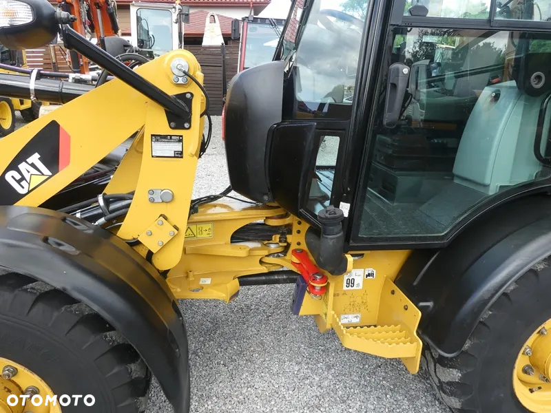 Caterpillar CAT 906M / 2017R / Centralne smarowanie / - 27