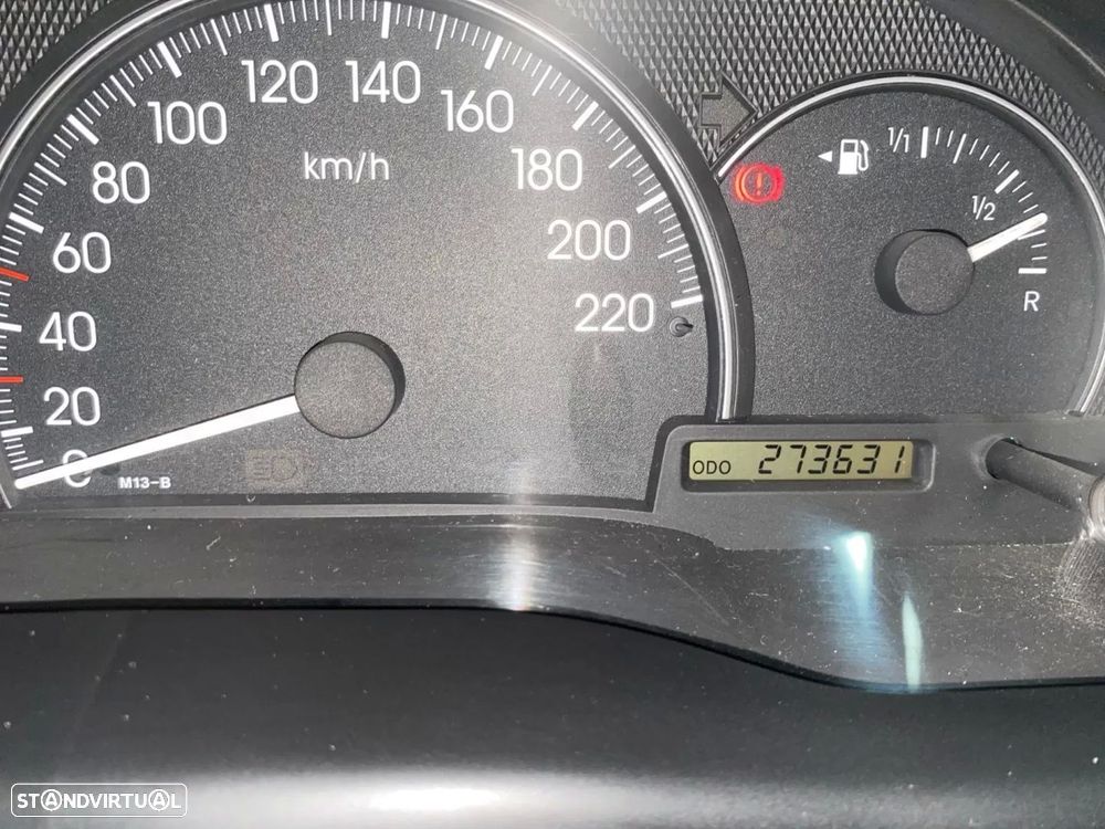 Toyota Avensis Verso 2.0 D-4D Sol TA - 10