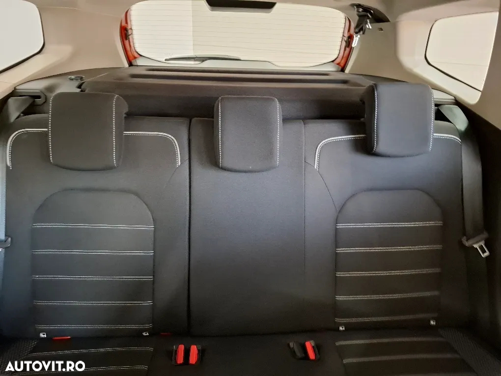 Dacia Duster TCe 150 EDC Journey - 10