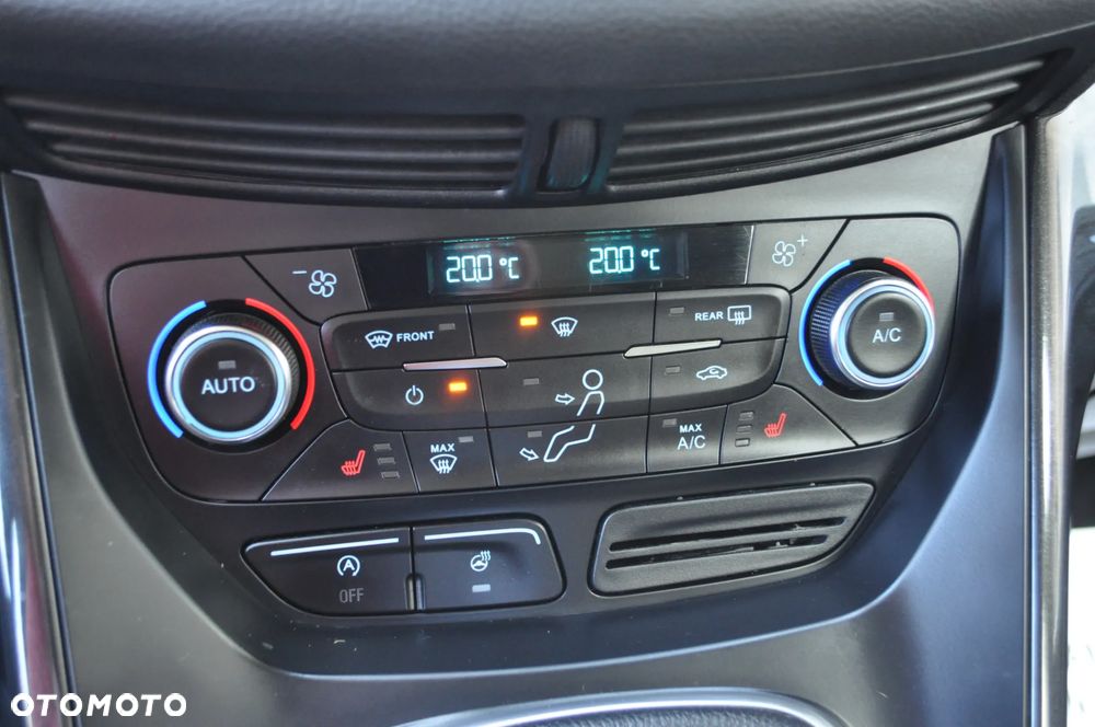 Ford Kuga 2.0 TDCi 4x4 Titanium - 19