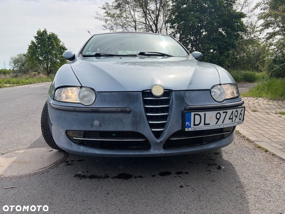 Alfa Romeo 147 1.6 Twin Spark Distinctive - 4