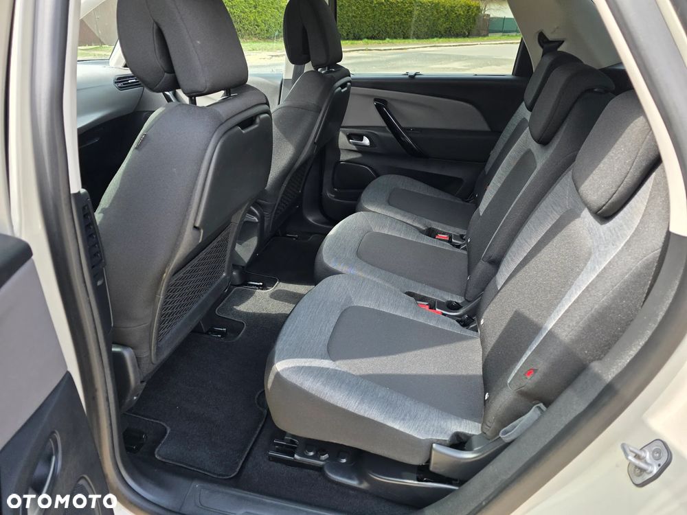 Citroën C4 SpaceTourer 1.5 BlueHDi Shine S&S EAT8 - 10