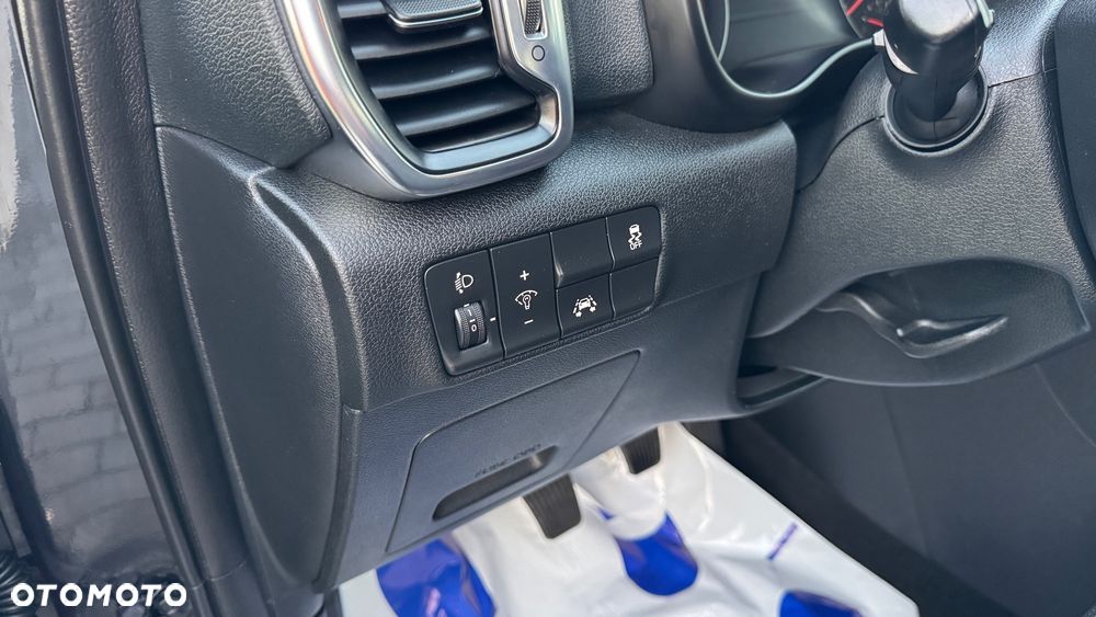 Kia Sportage 2.0 CRDI 2WD Vision - 35