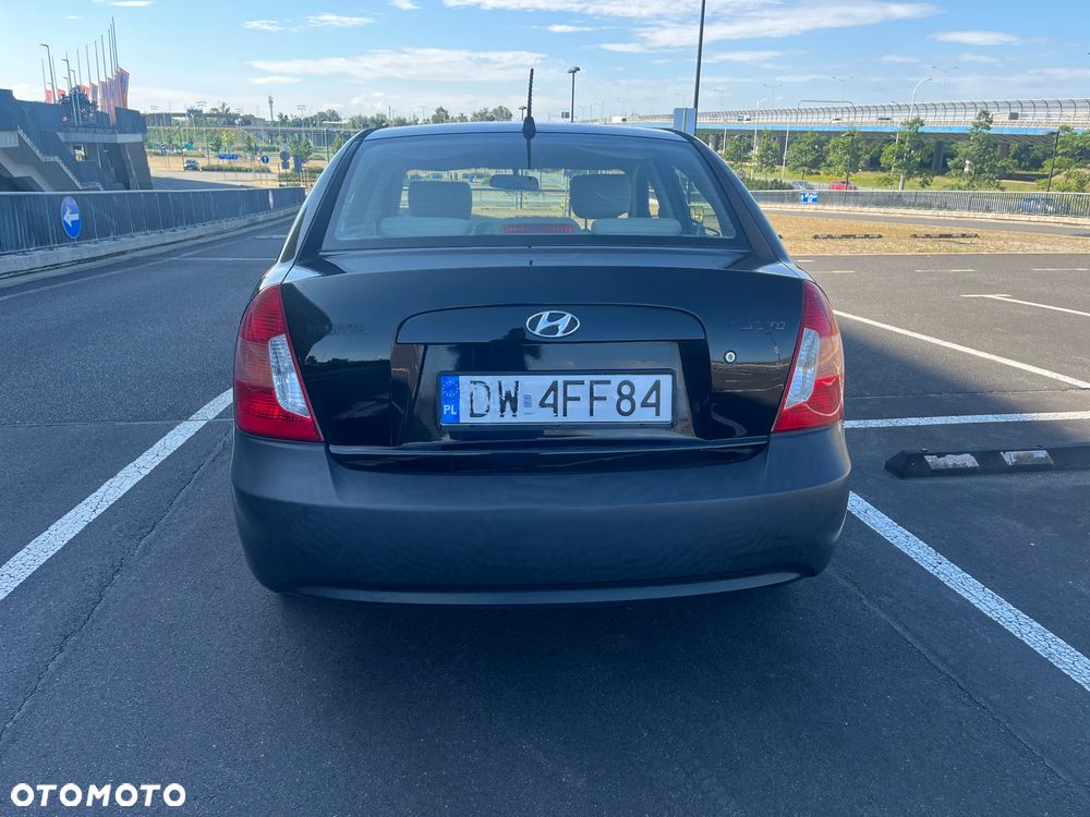 Hyundai Accent 1.4 Classic - 4