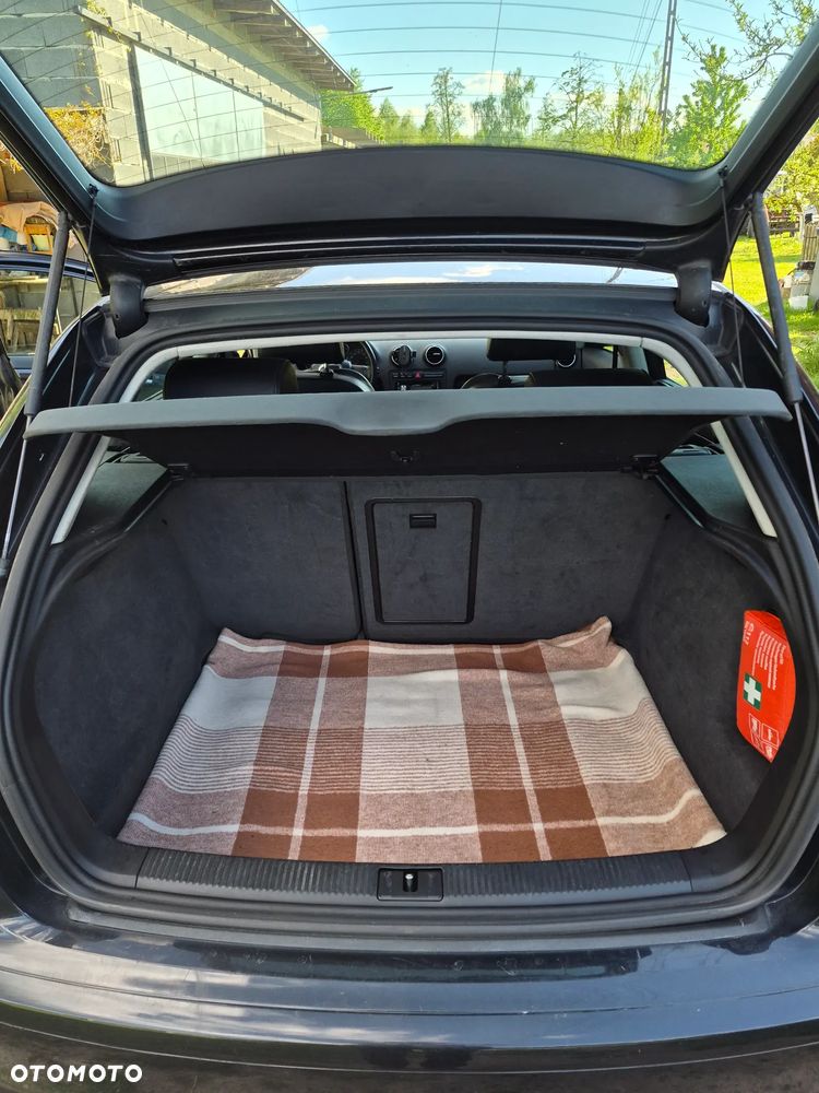 Audi A3 Sportback - 10