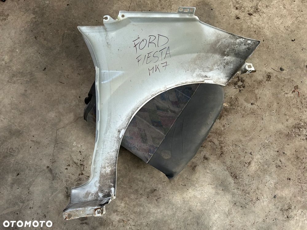 BŁOTNIK LEWY PRAWY PRZÓD FORD FIESTA MK7 - 14