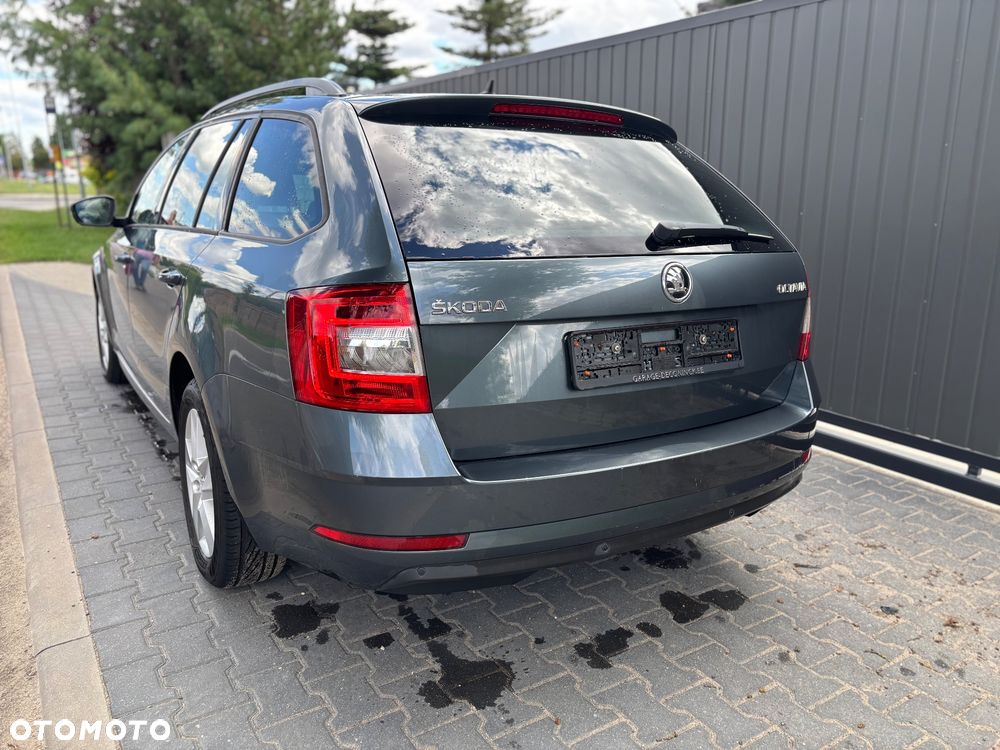 Skoda Octavia 1.6 TDI Style - 4