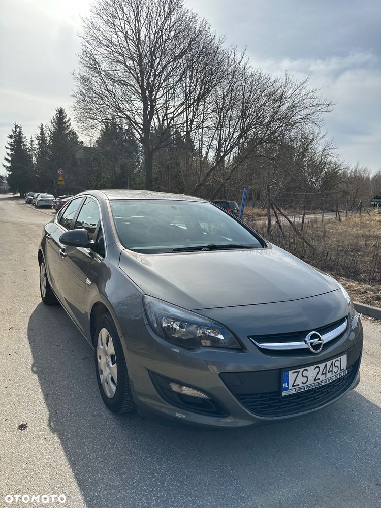 Opel Astra 1.4 T EU6 - 1