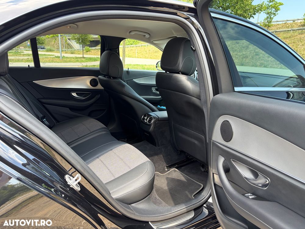 Mercedes-Benz E 300 Aut. - 14
