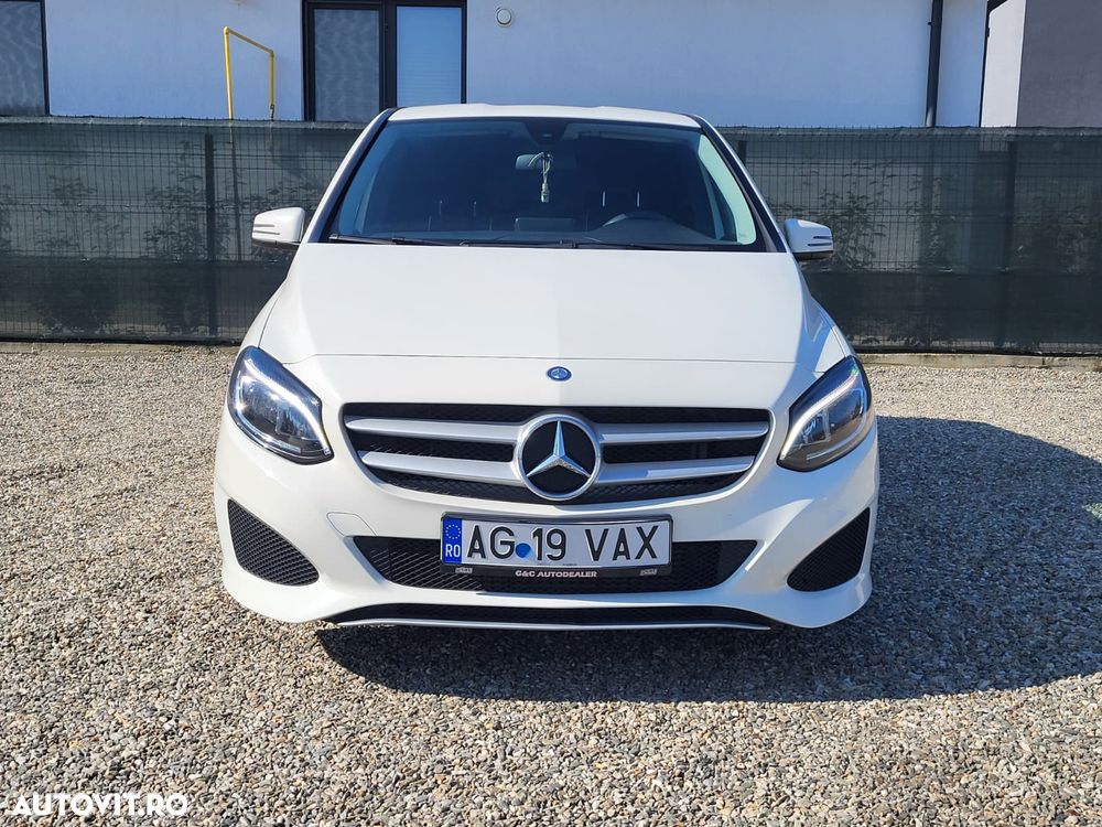 Mercedes-Benz B 180 - 1