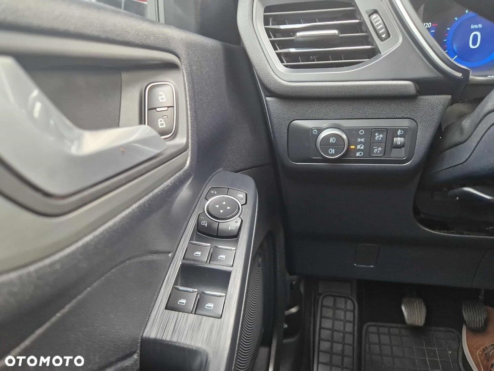 Ford Kuga 1.5 EcoBoost FWD Titanium X - 17