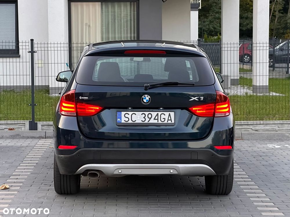 BMW X1 xDrive18d - 16