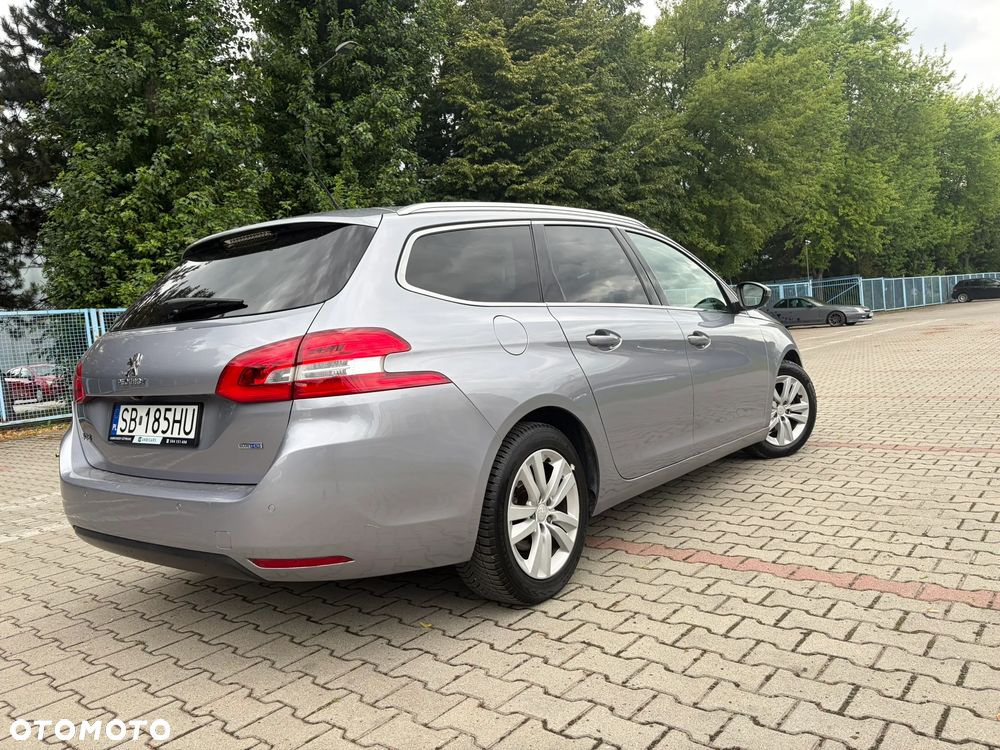 Peugeot 308 BlueHDi 120 Stop & Start Allure - 11