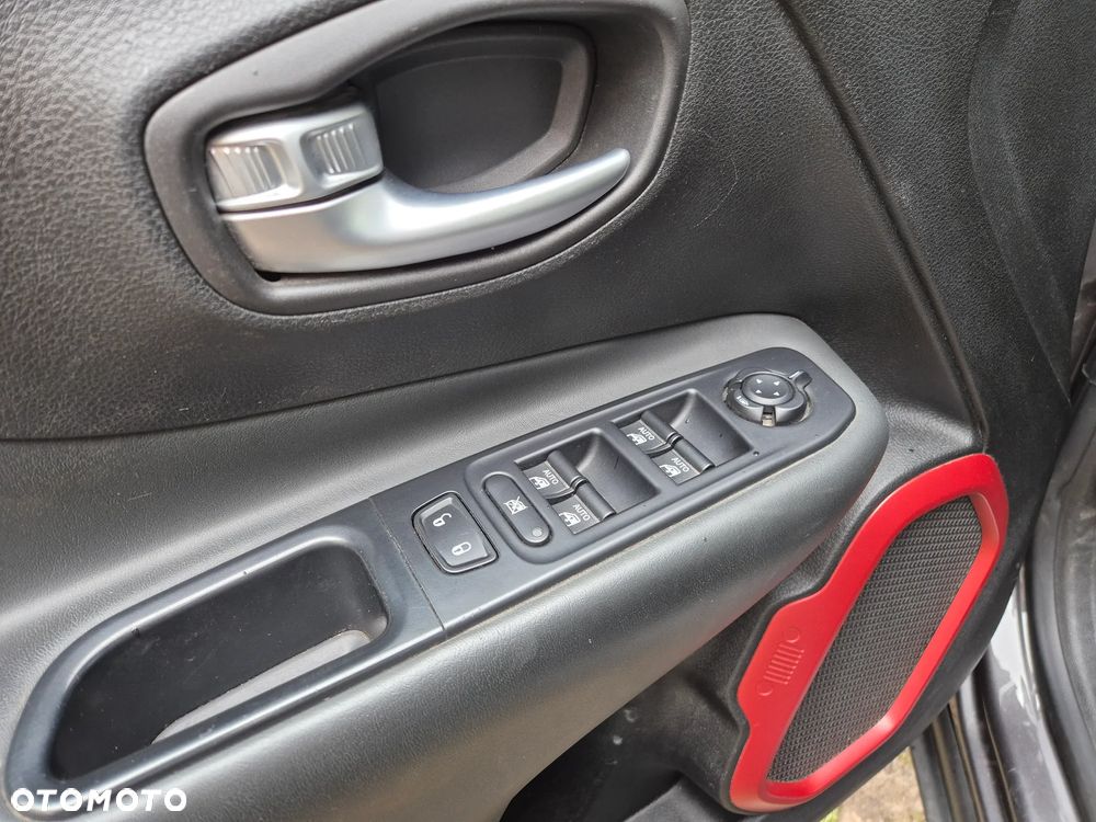 Jeep Renegade 2.0 MultiJet Active Drive Low Automatik Trailhawk - 27