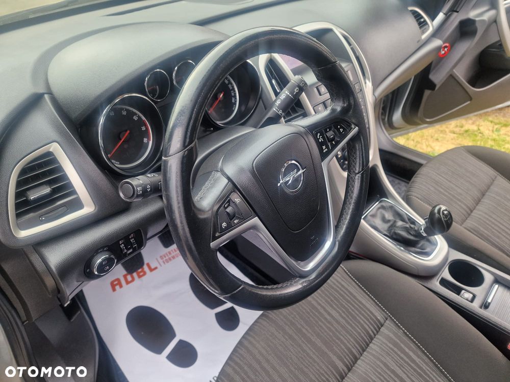 Opel Astra 1.6 ecoFLEX Start/Stop - 10