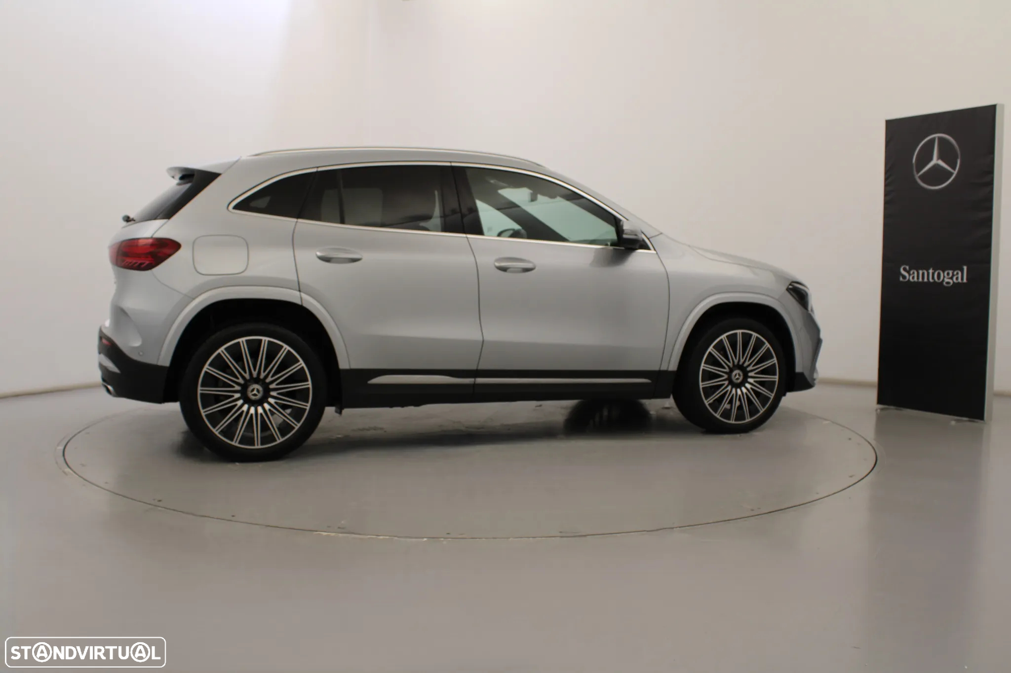 Mercedes-Benz GLA 250 e AMG Line - 5