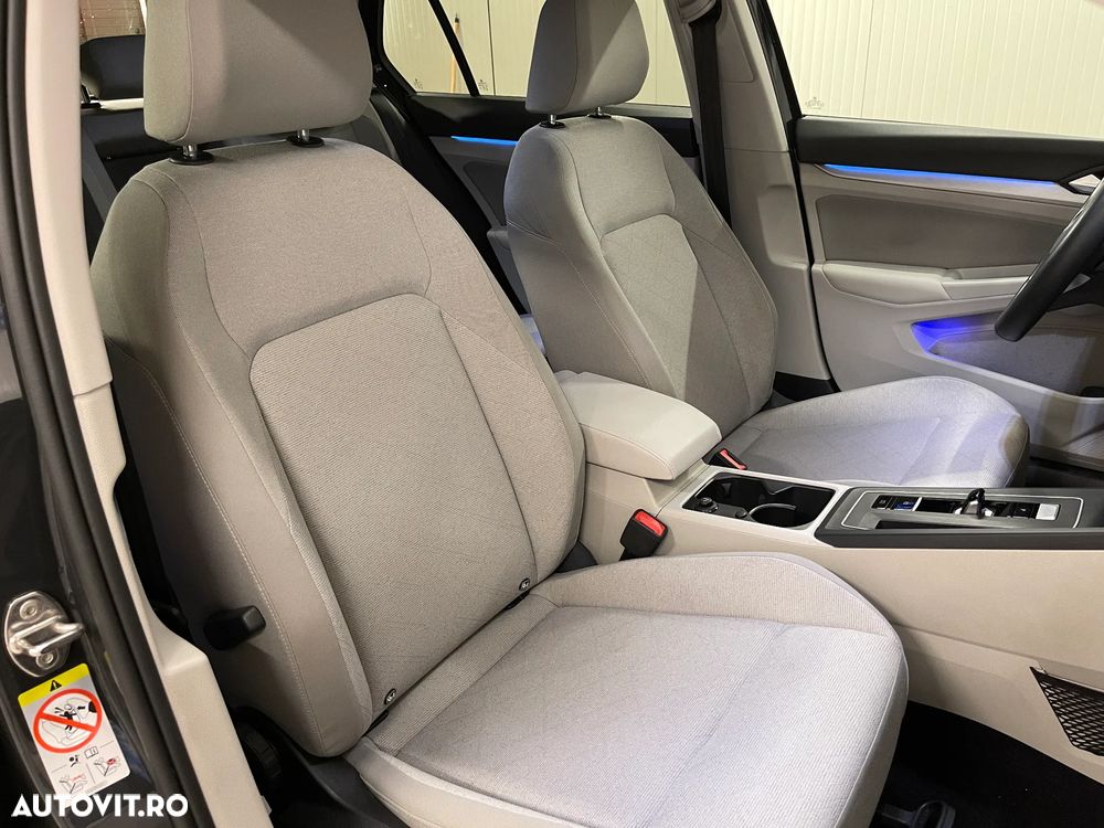 Volkswagen Golf 1.5 eTSI ACT DSG MHEV Life - 11