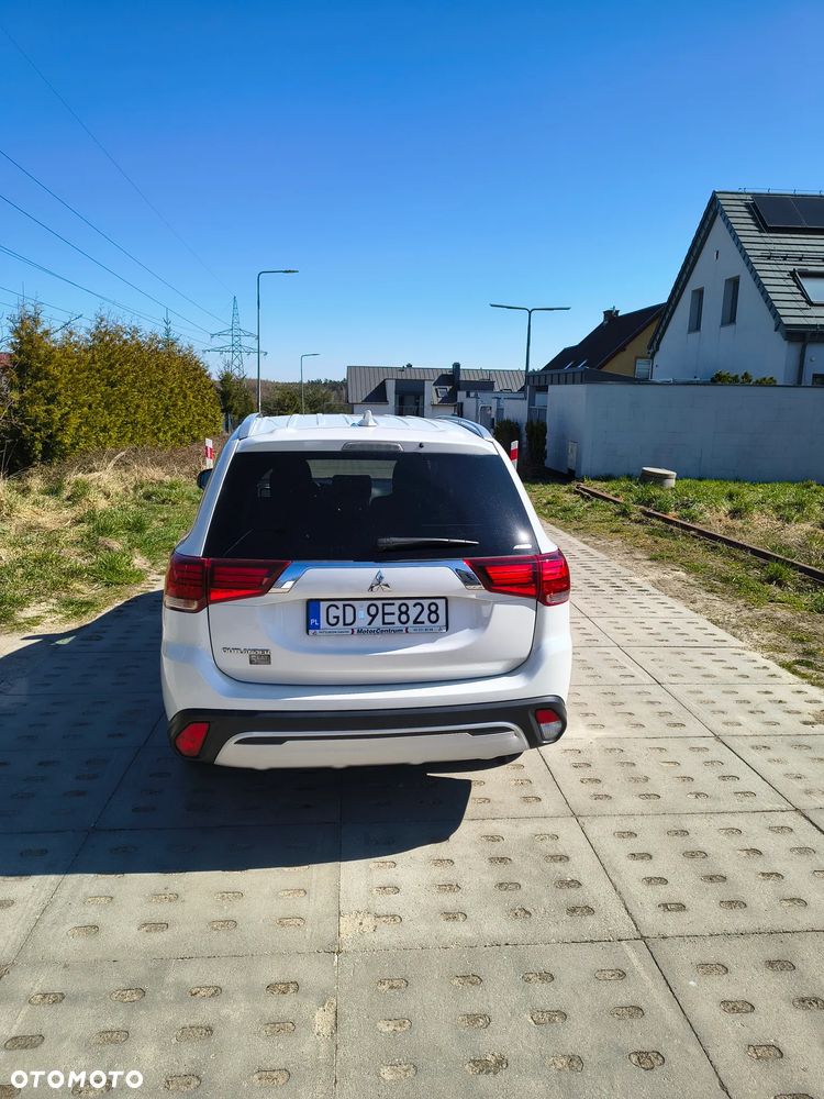 Mitsubishi Outlander 2.0 Intense 4WD CVT - 5