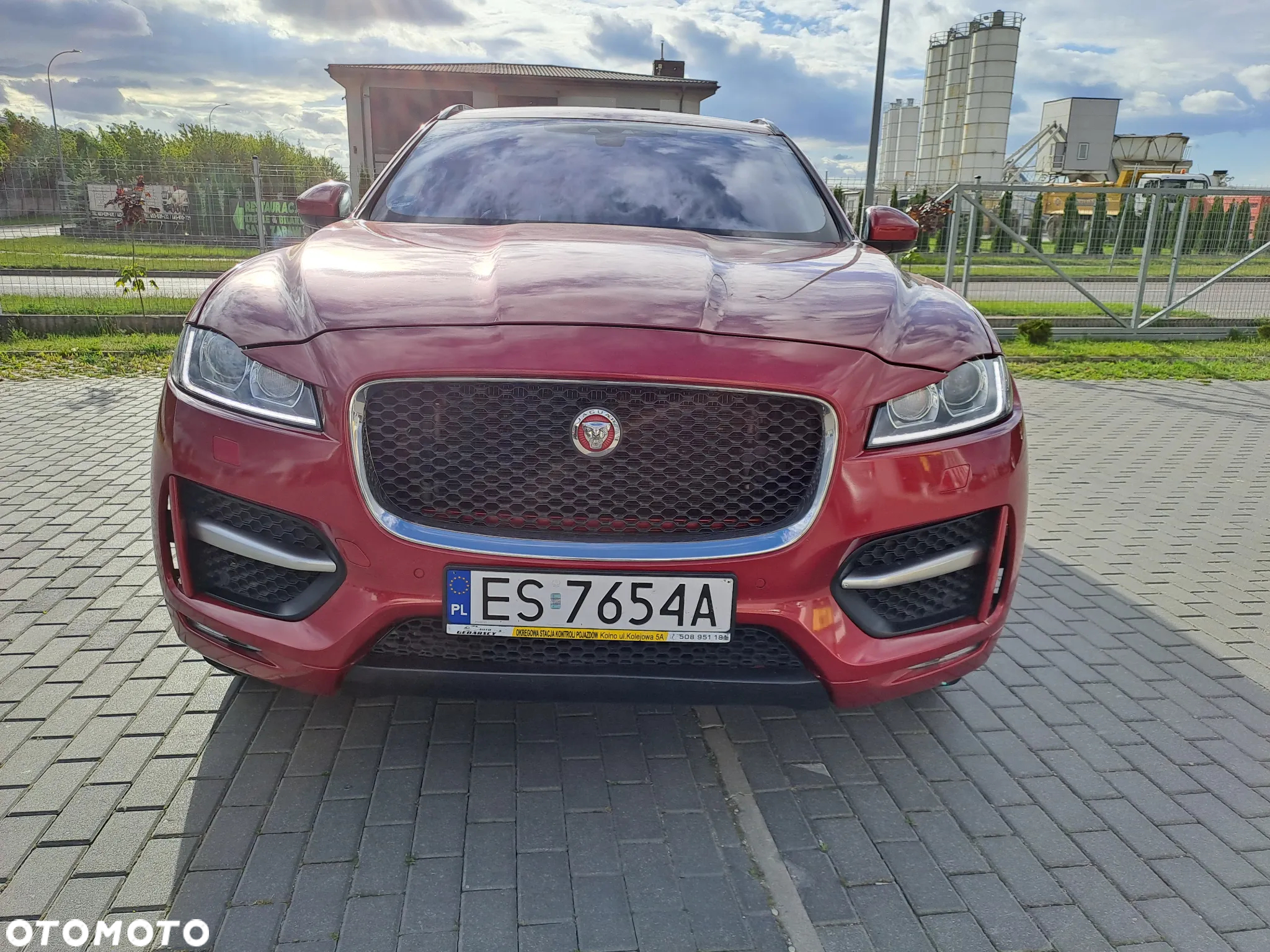 Jaguar F-Pace 2.0 i4D AWD R-Sport - 8
