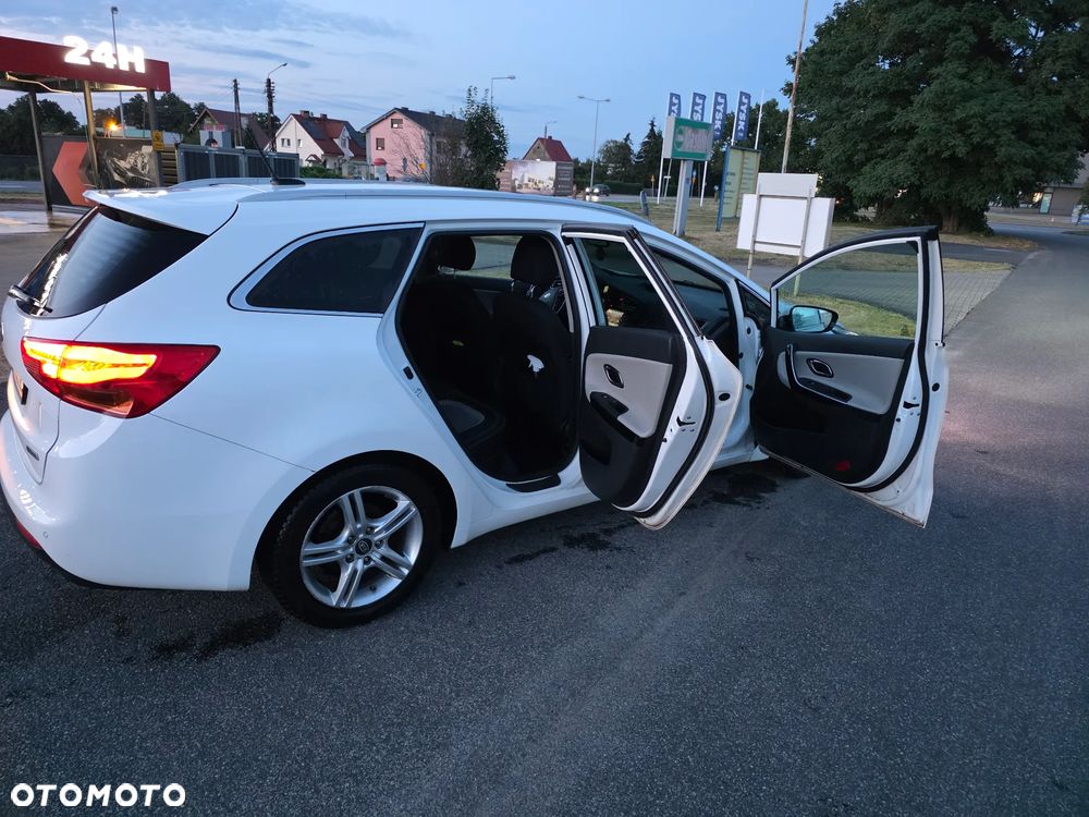 Kia Ceed 1.6 GDI L Business Line - 9