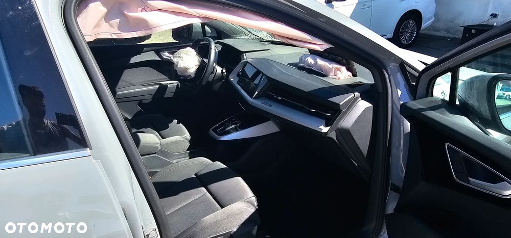 Audi Q4 e-tron 40 - 18