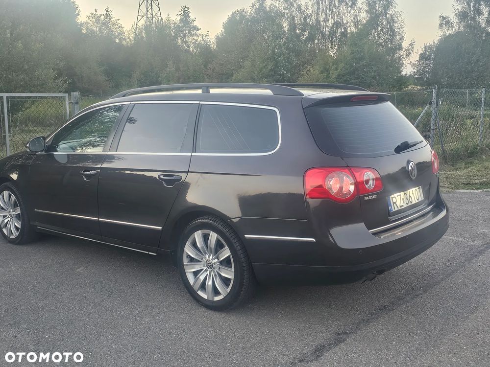 Volkswagen Passat - 19