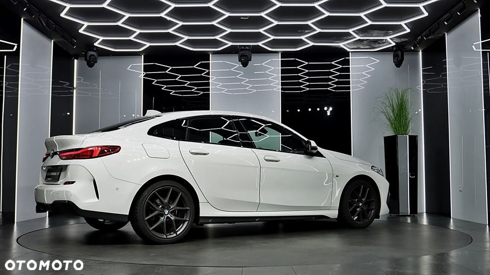 BMW Seria 2 218i Gran Coupe M Sport - 11